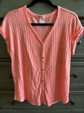 No Boundaries Coral Pink Ribbed V-Neck Top